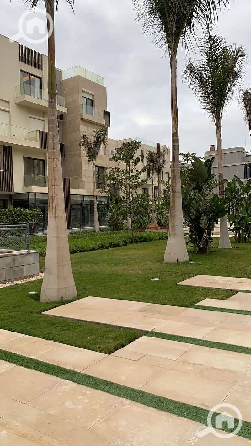 3 32594364-800x600. JPG