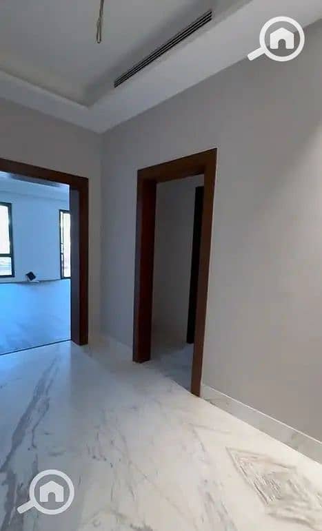 6 32594357-800x600. JPG