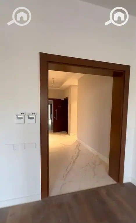 7 32594358-800x600. JPG