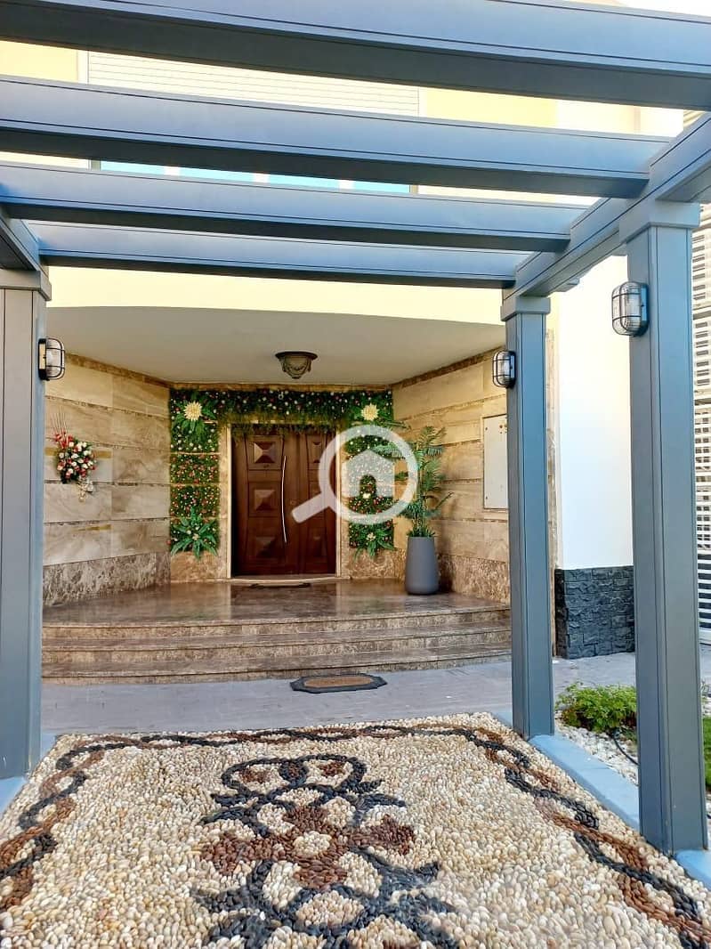 4 WhatsApp Image 2026-01-15 at 10.00. 57 PM. jpeg