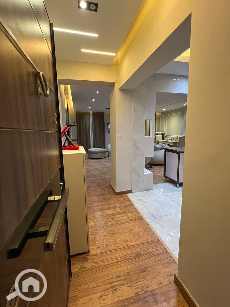 3 fe5c28ed-7799-4f6b-a3a0-e87ed571ea12. jpeg