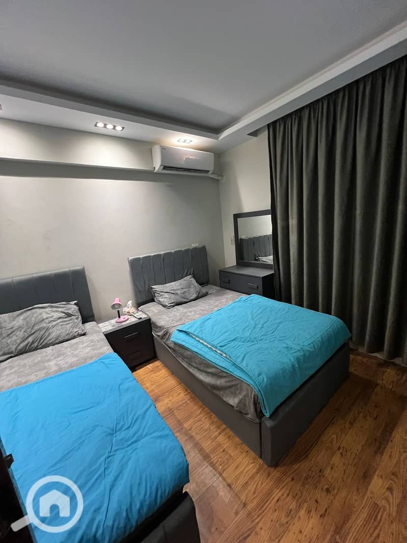 5 53da330f-cbc2-420d-842a-5782d5e18abd. jpeg