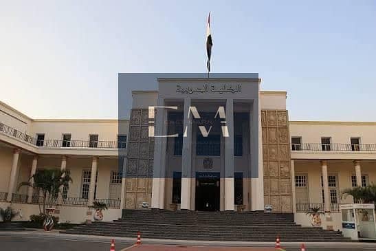 7 c53c527c-5df8-44ab-a00e-29cd2d50249d. jpg