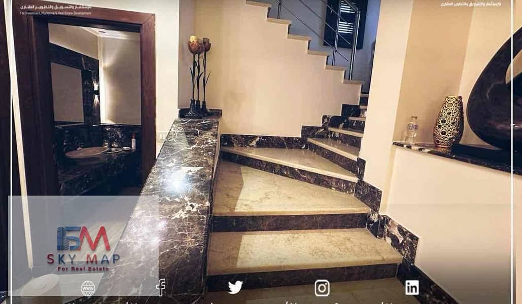 12 c8d95bad-6465-4c81-91b2-eb7c4646091c. jpg