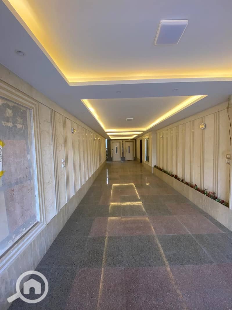 20 202e761c-ce0e-4848-aff5-4d29336af647. jpg