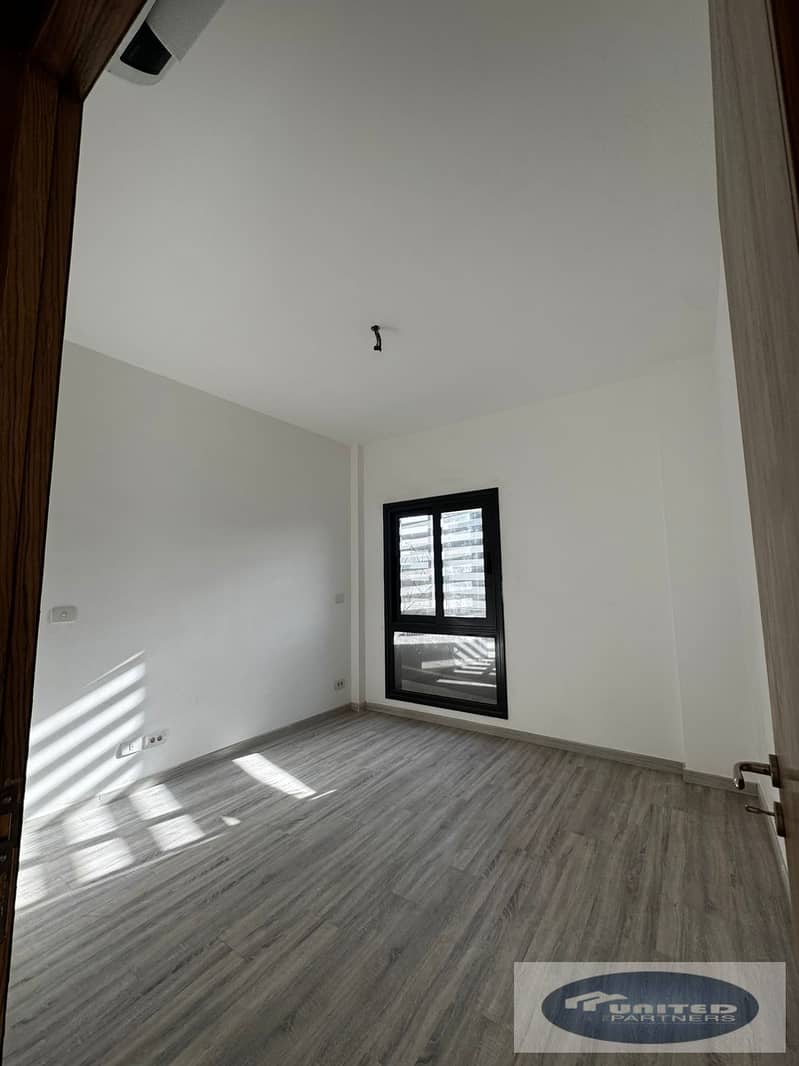 4 62c3e126-e3a6-4df4-83c4-fb0a58e6372f. jpg