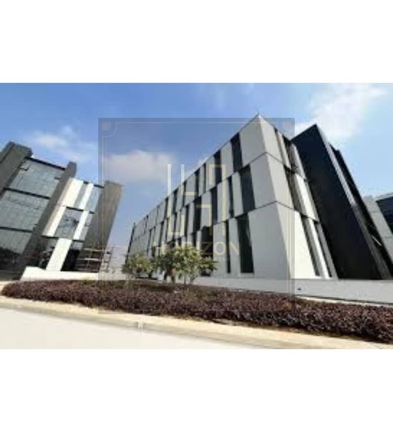 4 images (2). jfif. jpg