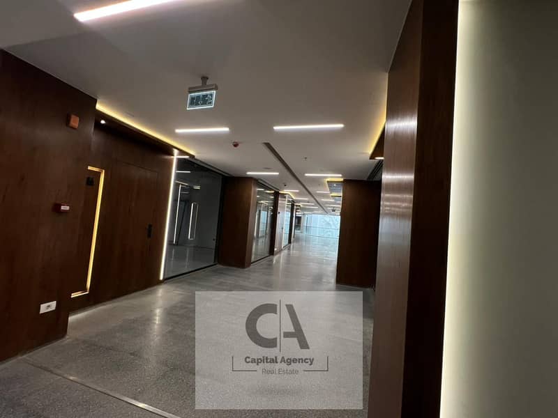 2 a854e7f3-7da3-45dc-8651-f1d75d80c419. jpg