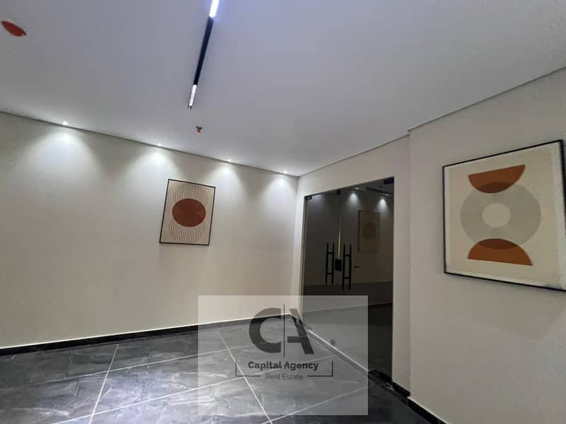 9 a13d7e6b-9b7f-4414-8653-9a31d79eccc9. jpg