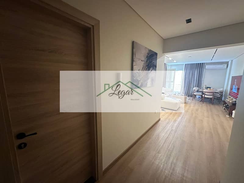 4 ee4906e2-7274-4cd1-8c70-fda49b701201. jpg