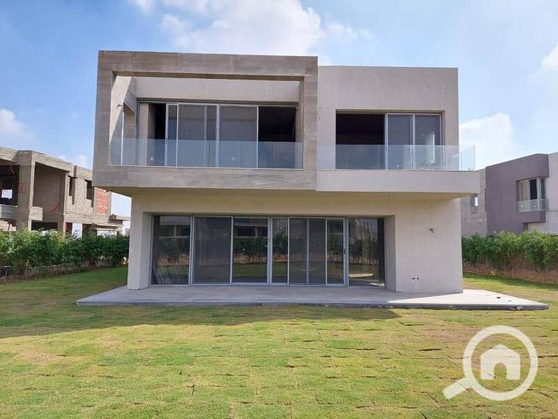 9 e5bb8b0e-6eeb-4b00-891a-b3ce10cfa0e3. jpg