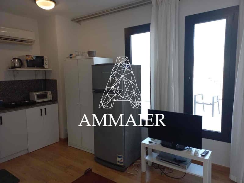 7 73c6c8d0-6f49-4826-9623-ffc5376a06f0. jpg