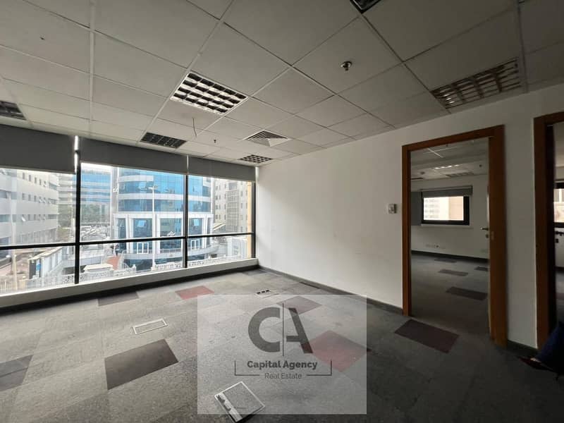 12 f1ddaa6b-fd5c-4f41-8469-b97ef005bf16. jpg