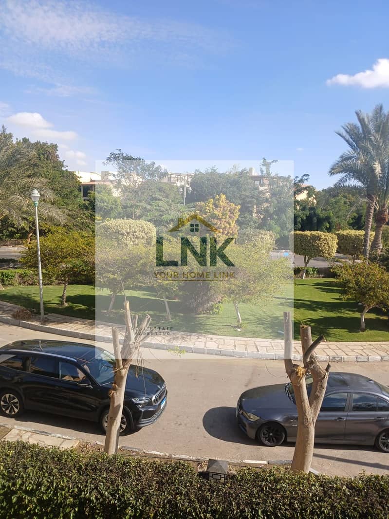 18 2e40482e-1788-403e-af0a-2f15e29f7851. jpg