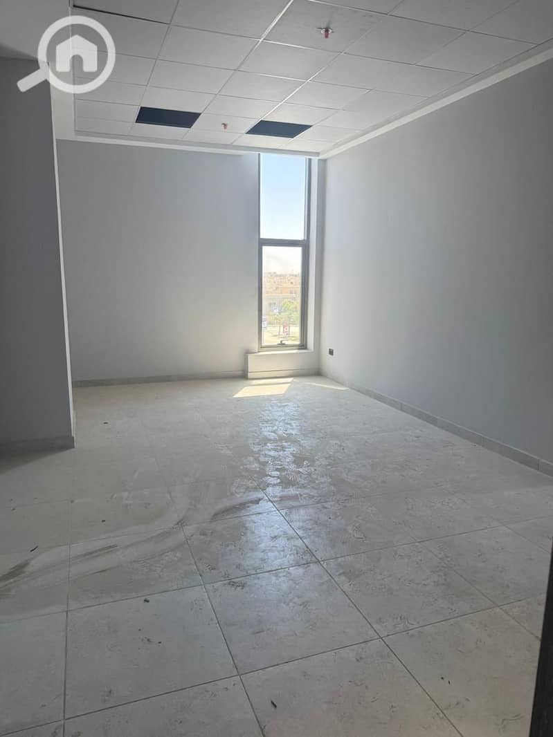 6 99f93923-b1fa-4b71-80ae-c51280106b4b. jpg