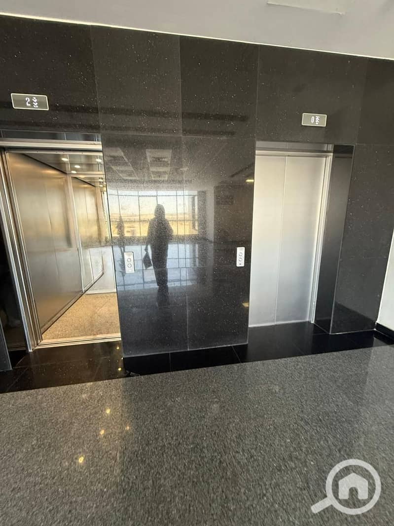 8 87288d01-13c3-48a8-af33-61ef142c38cd. jpg