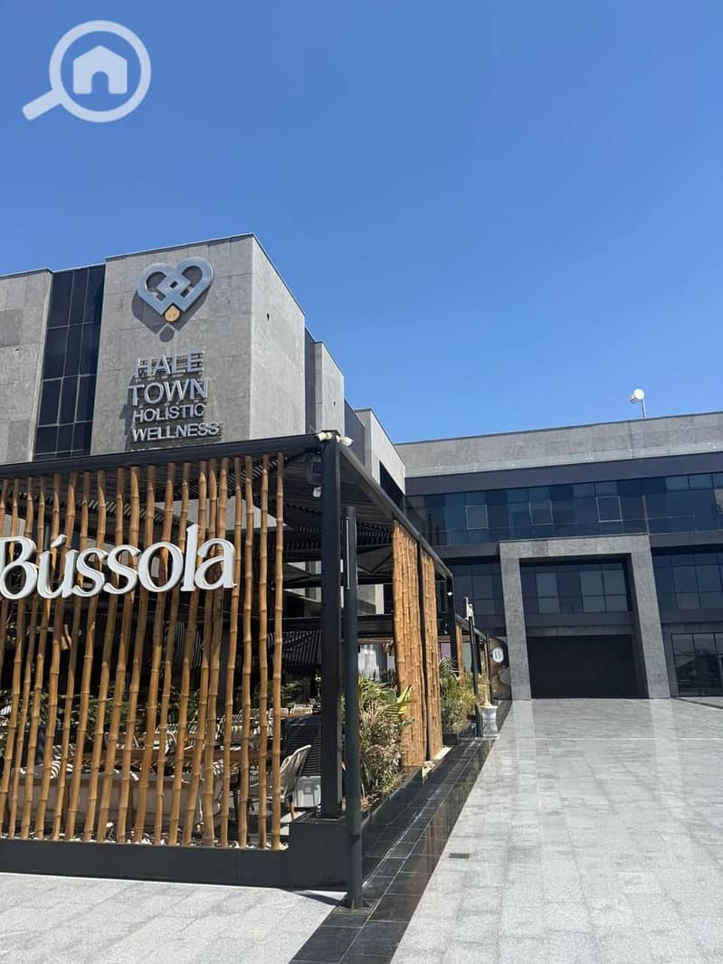 11 f53bd784-65db-4495-9f90-b6df023f6d84. jpg