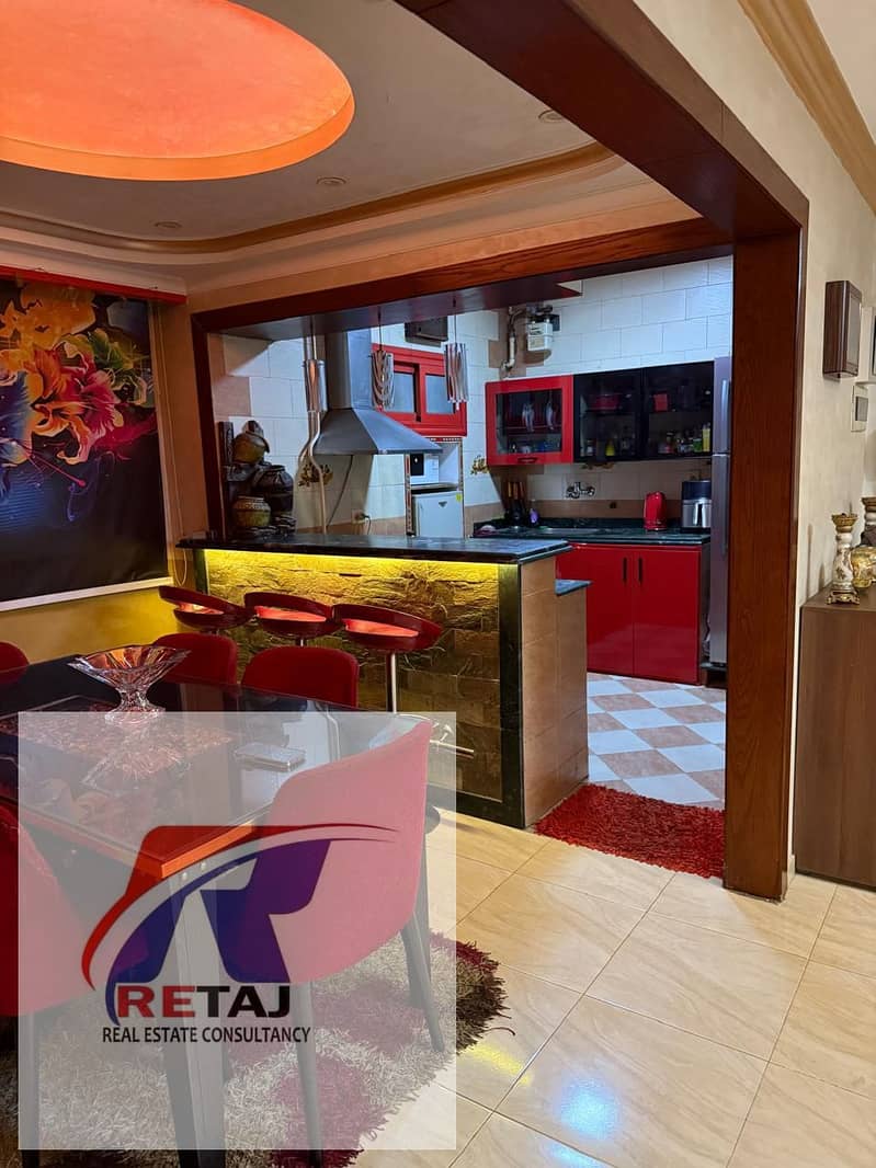 10 fb6b0e8c-7dde-4d01-8bd6-9a11adb1ecf1. jpg