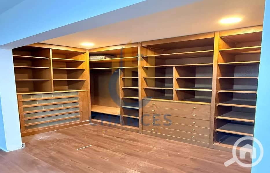 5 WhatsApp-Image-2025-12-11-at-11.57. 19-AM-1. jpg