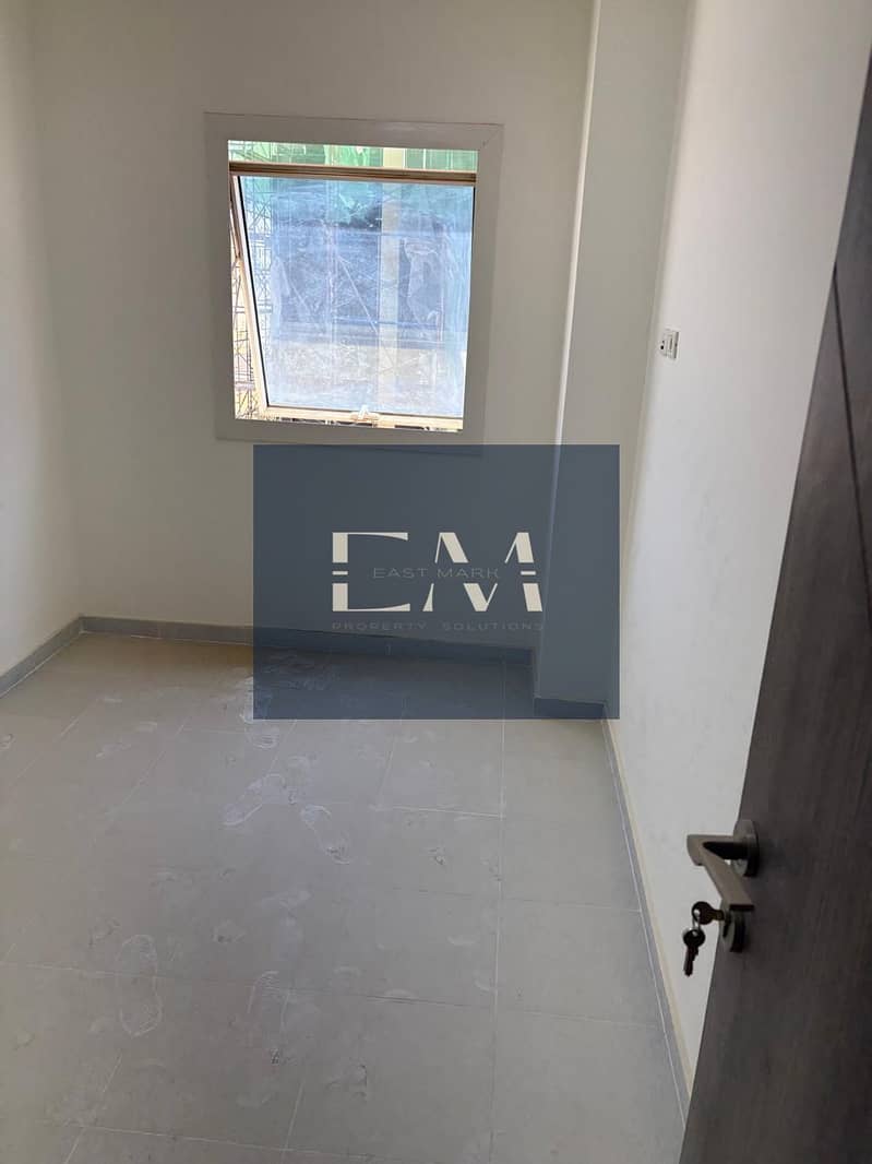 3 5714a36d-5210-4611-b3b5-1a76d848e669. jpg