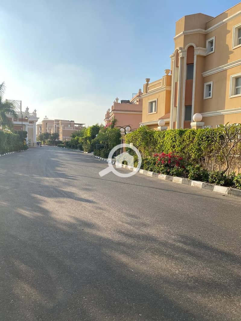 4 6019260742970228778_121. jpg