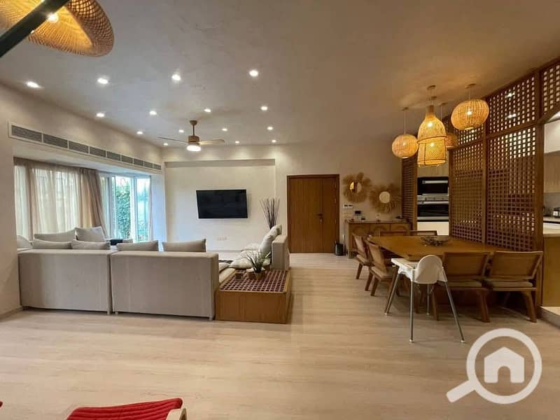 6 561729956_4077891102425414_6648469881578840532_n. jpg