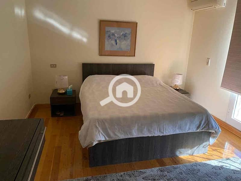 10 728f3721-4f04-441d-9066-7745f2cca4b4. jpg