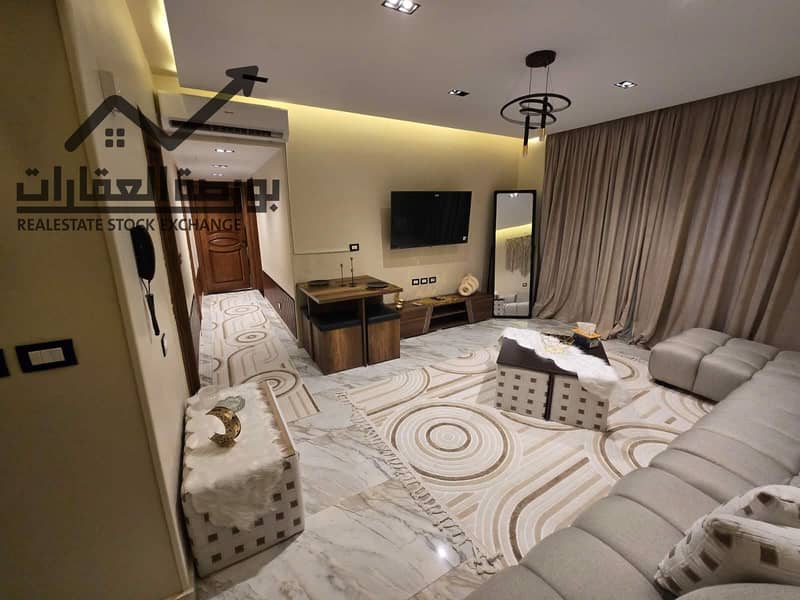 4 7d5761ea-20a3-4a8d-a834-198e8ec9a8ff. jpg