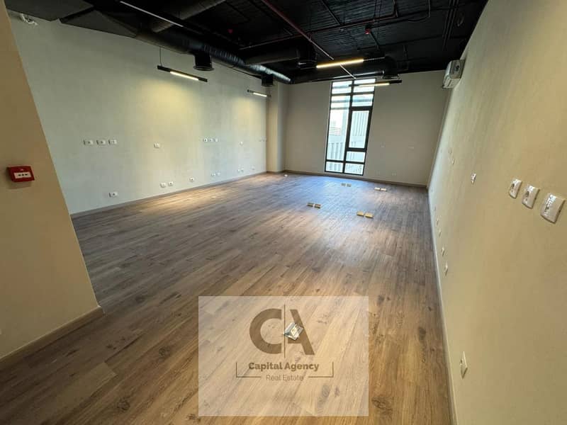 2 0f479c23-67d4-4fdb-85c7-4aea193f57e0. jpg