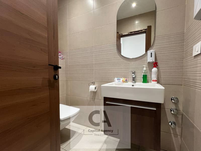 5 6f112881-bec3-4c73-b126-9358c30675b9. jpg