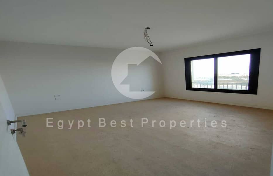 5 9bca50e8-295c-4f50-ab17-347a68119d04. jpeg