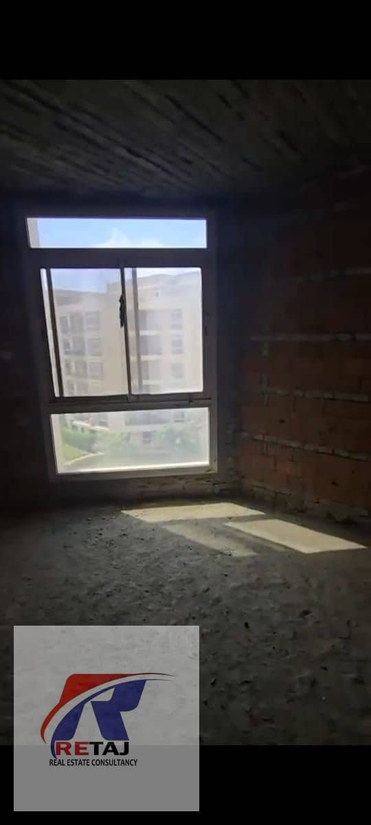 8 33dc3861-8691-4266-8121-4d0760d9d322. jpg