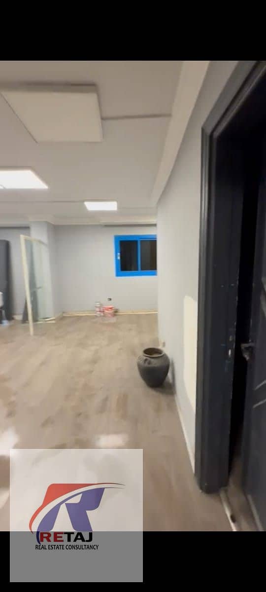 7 1218ab80-dbaf-42cf-af9b-4433571a32ac. jpg