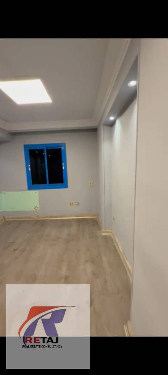 8 56888f90-3ae0-416c-b20b-613f52b3fb60. jpg