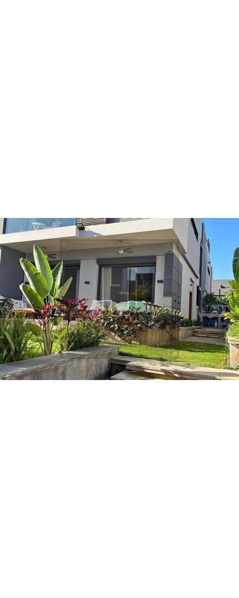 8 8136118-5192fo. jpg