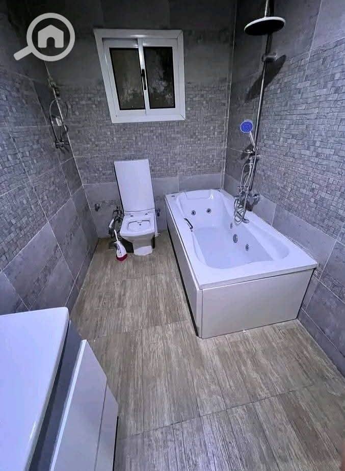 3 IMG_٢٠٢٥١٠٣١_٢١٥٤٣٩. jpg