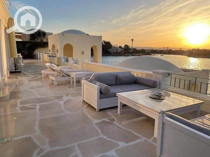 10 616842002_122160310964699207_7075716468073998409_n. jpg