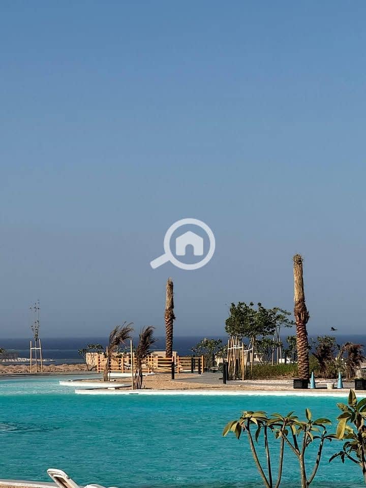 13 557978285_122154452666606769_1668283460233230478_n. jpg