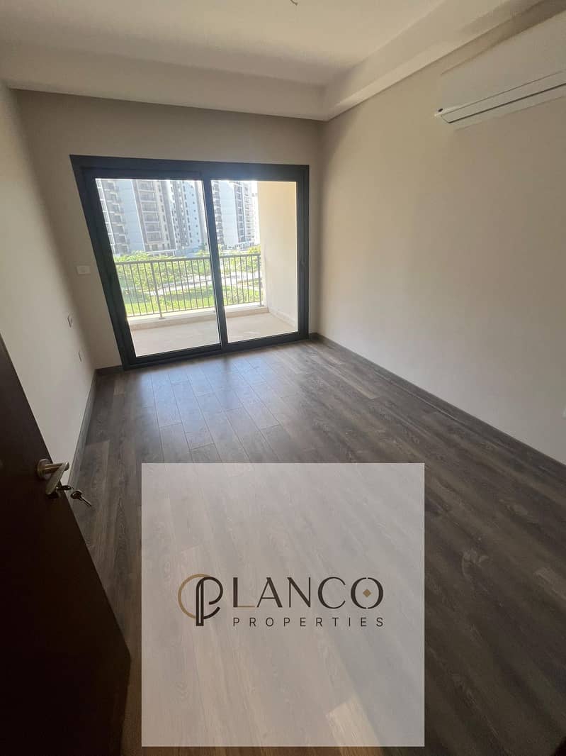 9 bfd2247a-c097-4ade-9e8a-c1581d62b946. jpeg