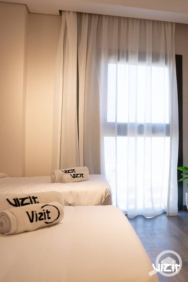 4 Artboard 1 copy 5. png