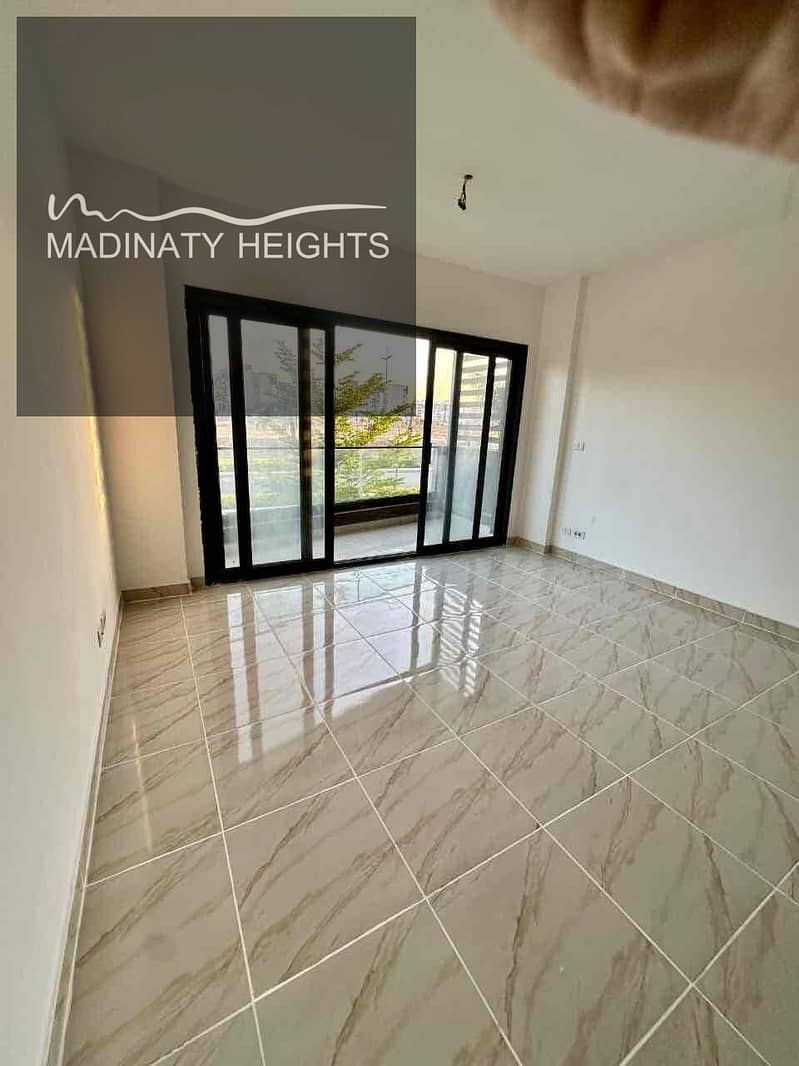 5 92272bbd-f597-4493-ae25-48ac233d8d4a. jpg