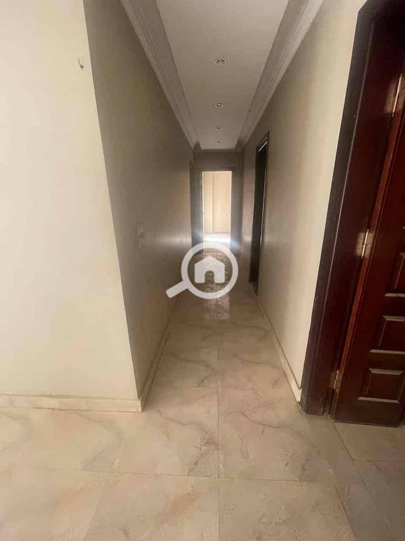 3 dc23f6c6-8408-4333-a4b5-035407fb4b9a. jpg