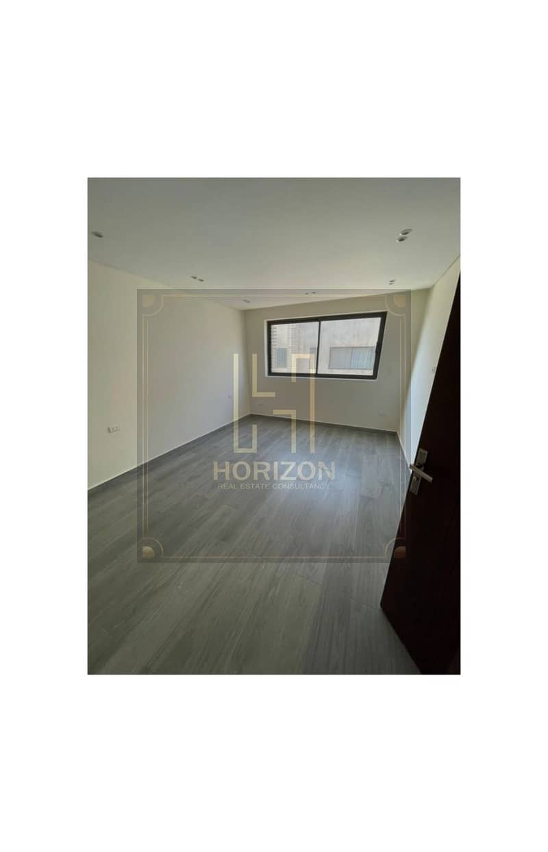 6 WhatsApp Image 2025-12-25 at 6.24. 15 PM (2). jpg