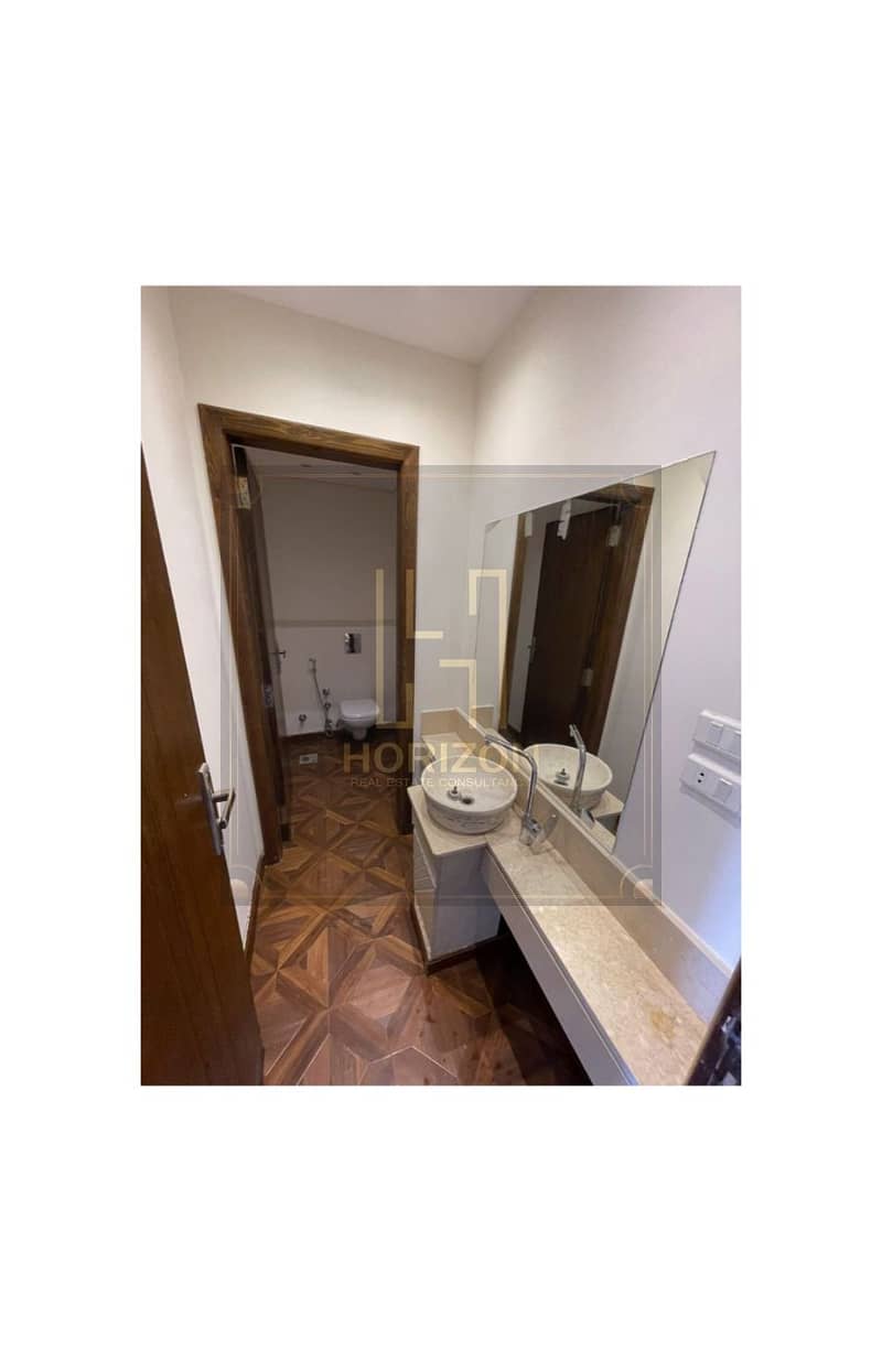 7 WhatsApp Image 2025-12-25 at 6.24. 15 PM (3). jpg