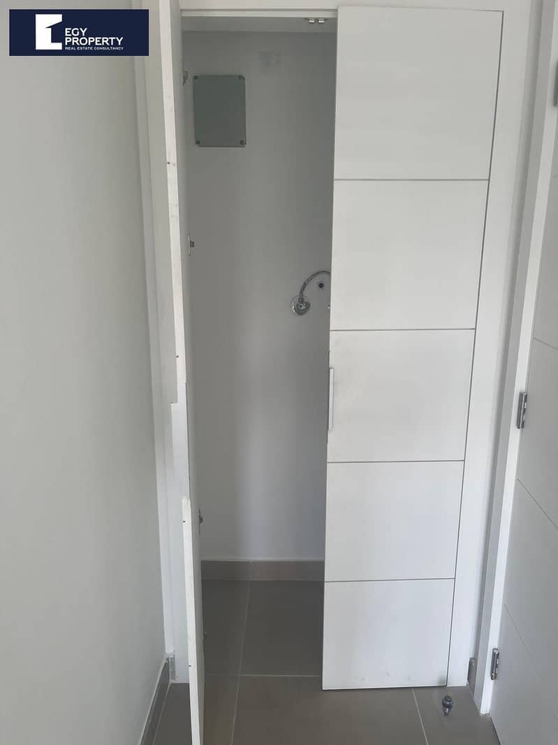 7 _files_WhatsApp Image 2026-01-07 at 3.00. 50 AM. jpeg