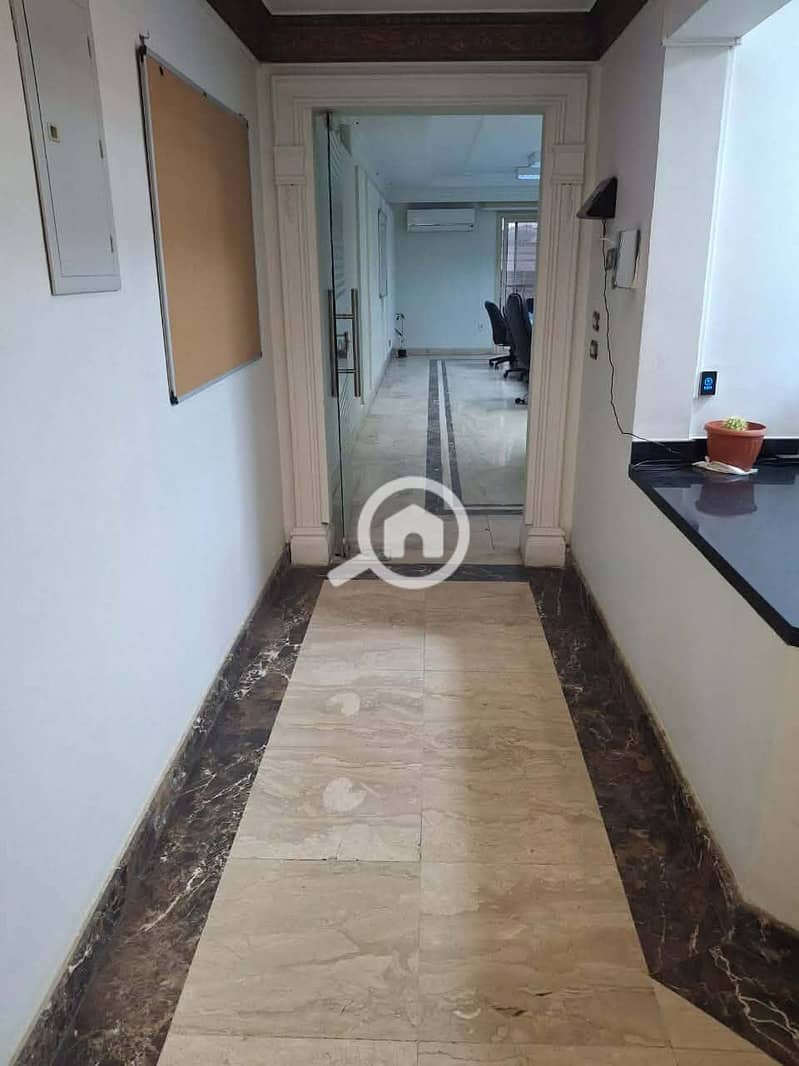 10 Messenger_creation_4A9E1D66-D53F-4BFC-B4ED-F9130A8369B4. jpeg