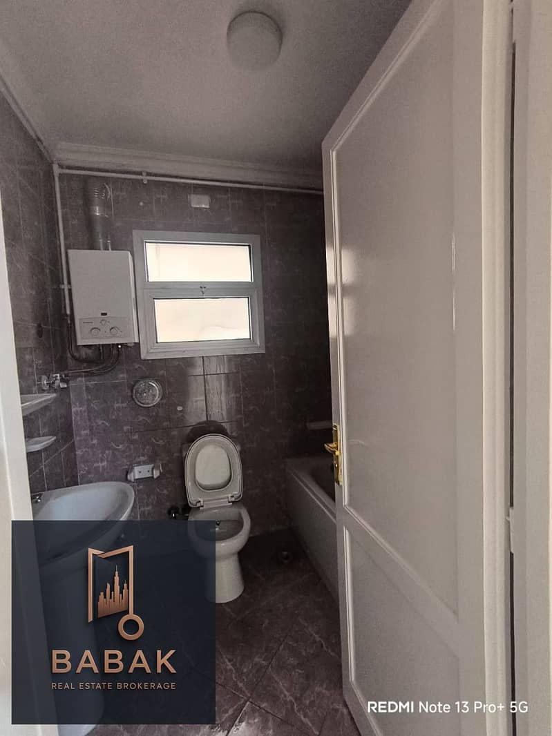 8 547628845_838302305386402_2279683457288460757_n. jpg