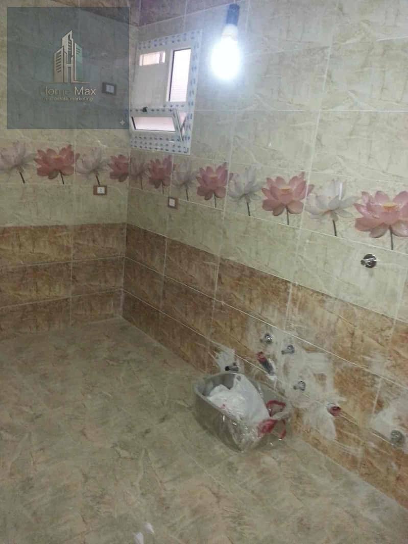 2 a27a0623-a6e9-4d74-8758-4db10c017fcb. jpg