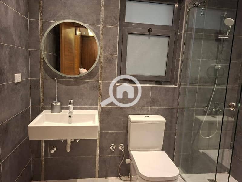 9 866c427f-f525-4143-bbff-9089f8c4d1c2. jpg