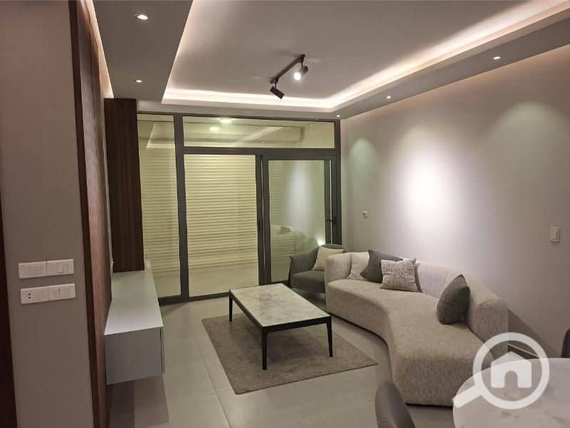 13 c637d310-457e-4e0d-9fd5-4e2e4e05b86f. jpg